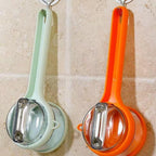 Fruit peeler for household use